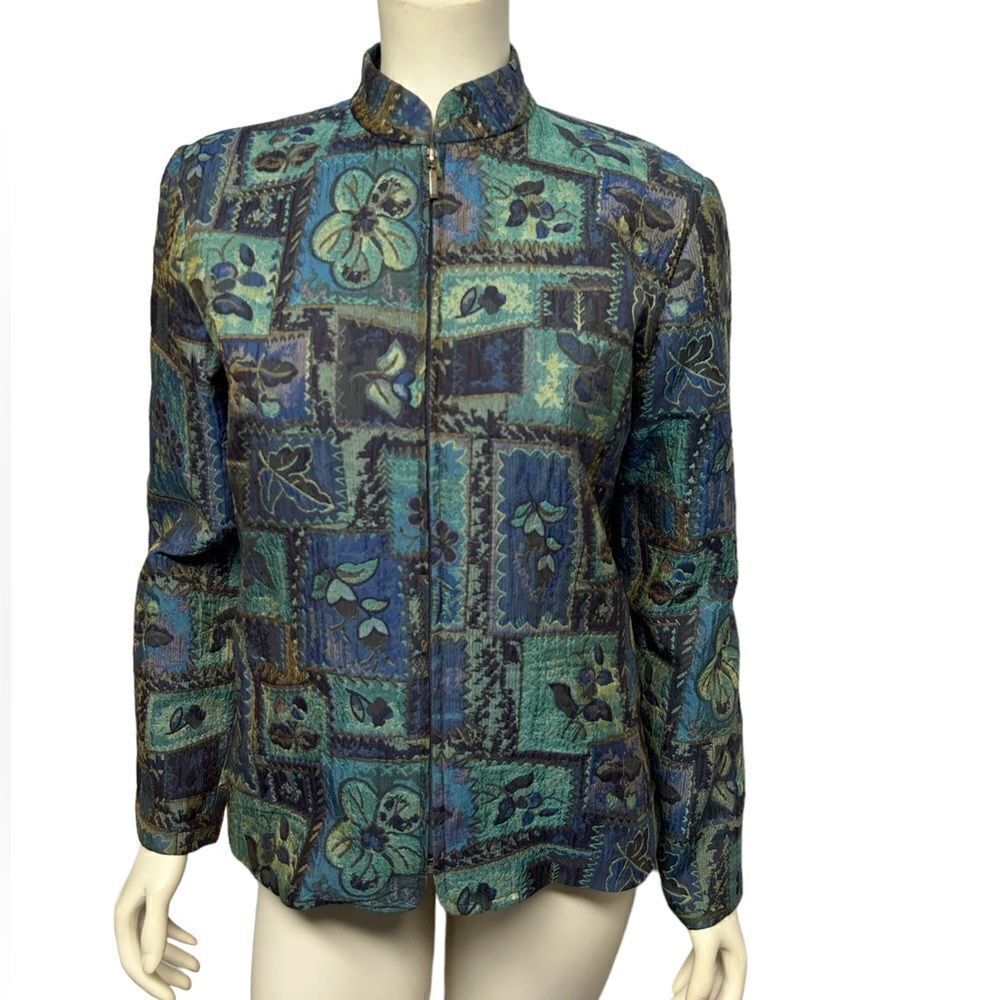 Vintage Coldwater Creek Blue and Green Floral Patterned Zip Up Jacket Light Coat